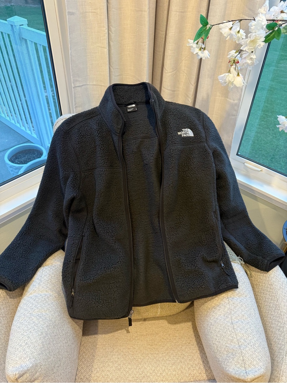 The North Face Black Sherpa Fleece Jacket - Men's